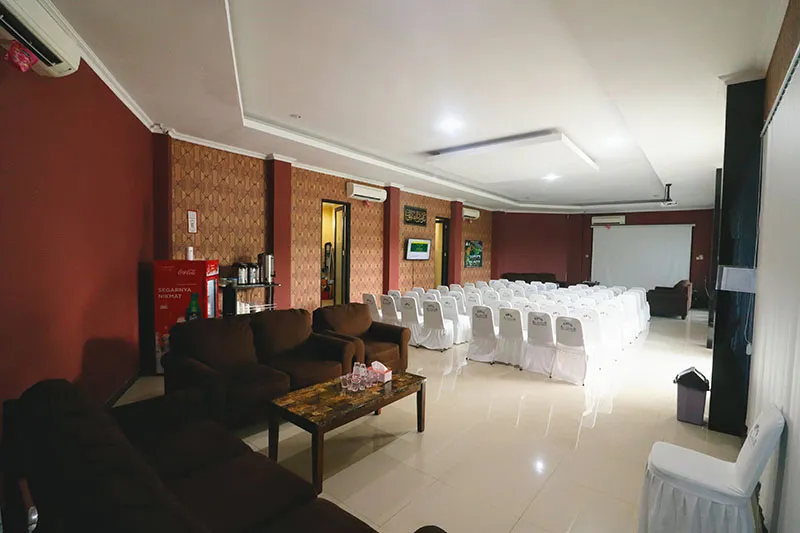 Lounge & Gedung Serbaguna